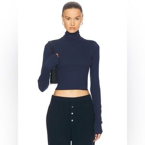 Eterne Cropped Fitted Turtleneck in Navy Blue